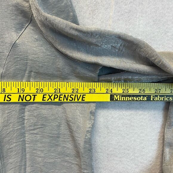 CHICO'S Shirt Women’s Size 3 Silver Shimmer Long Sleeve Button Down Blouse Top X - Picture 5 of 11